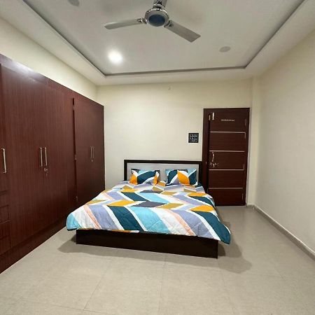 Sunrays - Unique 3Bhk In The Heart Of The City Gwalior Eksteriør bilde