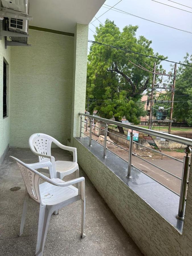 Sunrays - Unique 3Bhk In The Heart Of The City Gwalior Eksteriør bilde